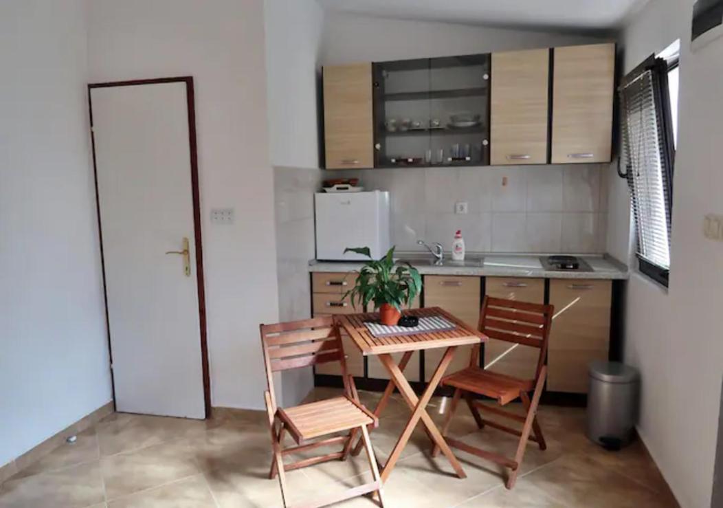 Exclusive Apartment Muo Kotor Exterior foto
